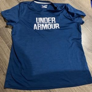 Women’s Under Armour shirt